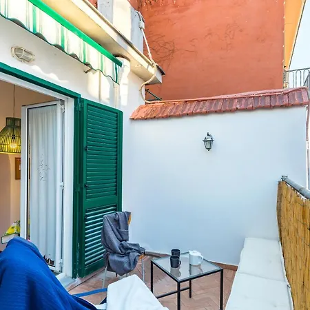 Parthenope's Eye On The Seafront By Napoliapartments شقة